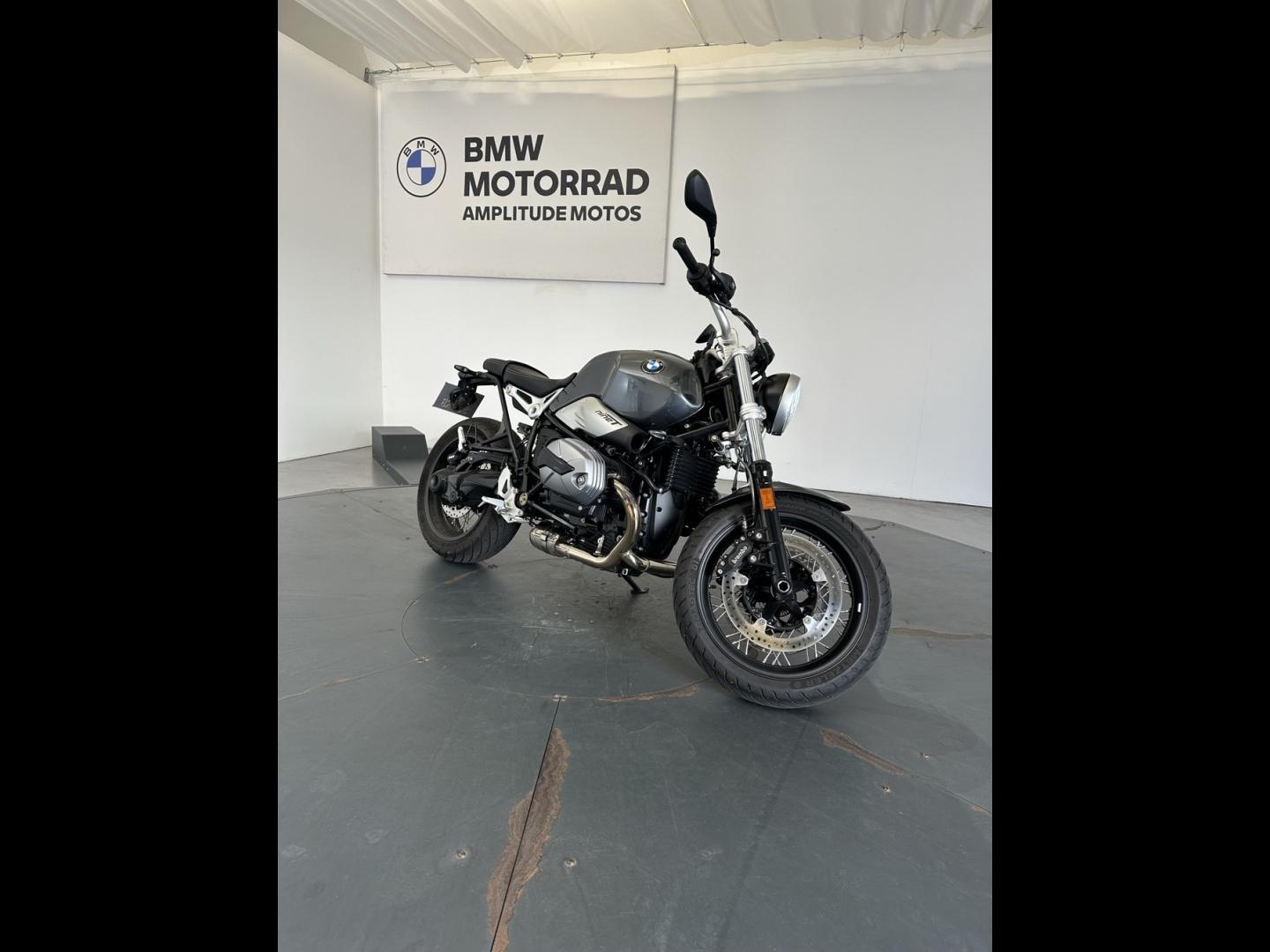 BMW R