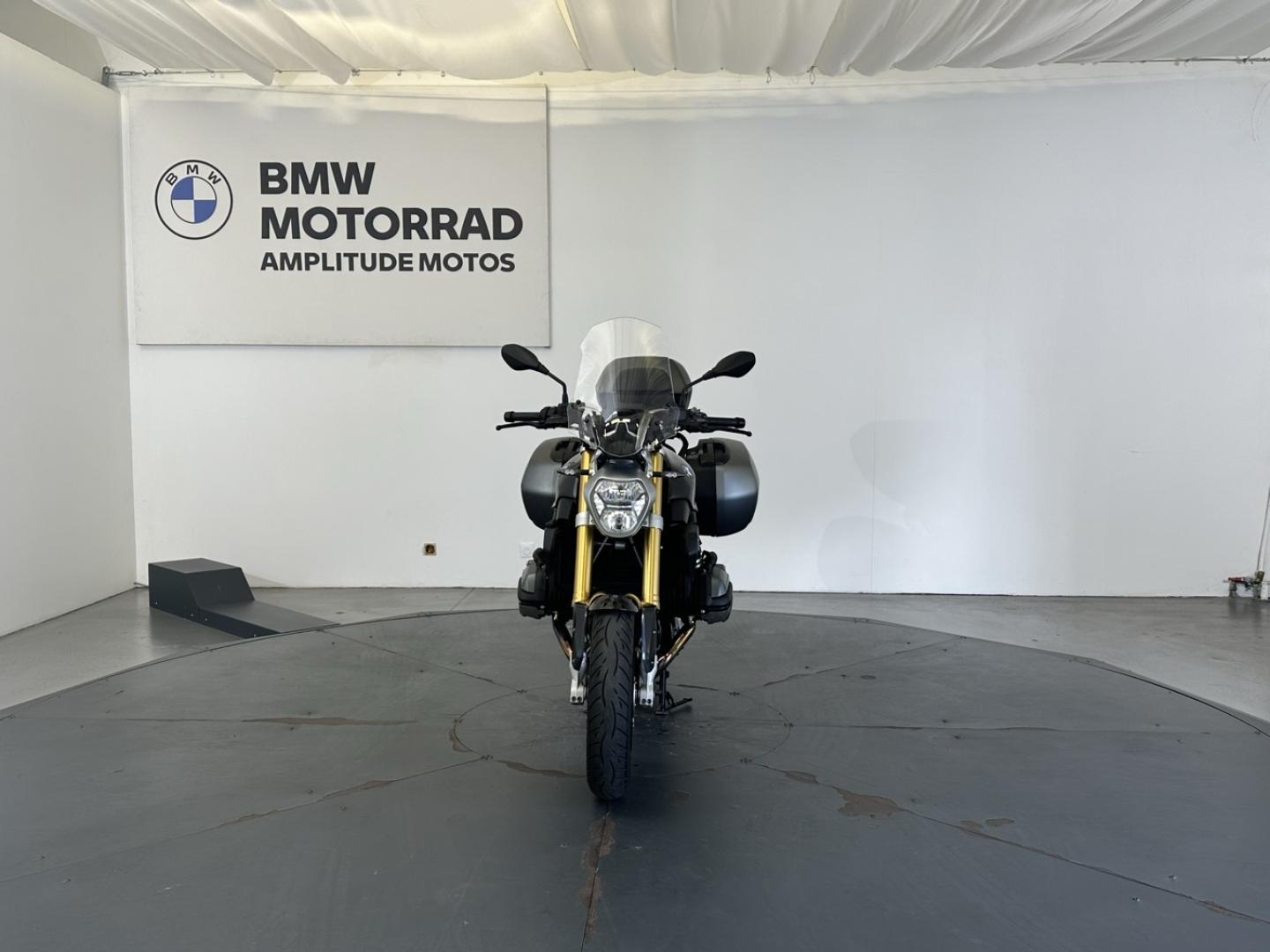 BMW R
