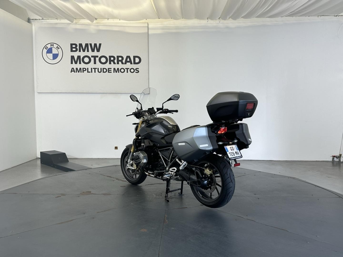 BMW R