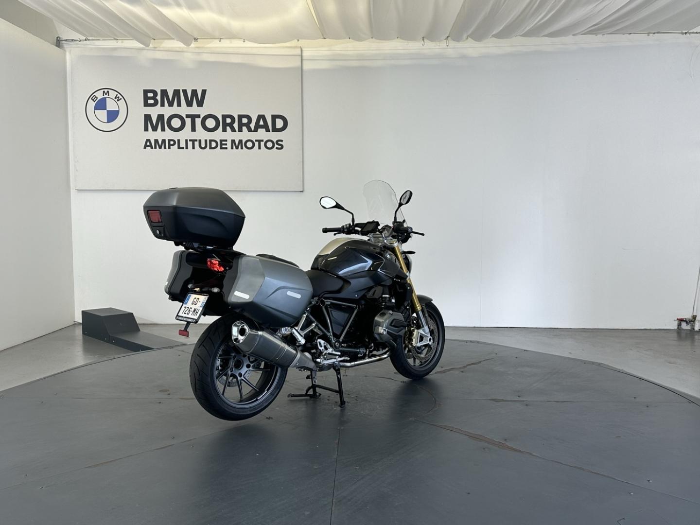 BMW R