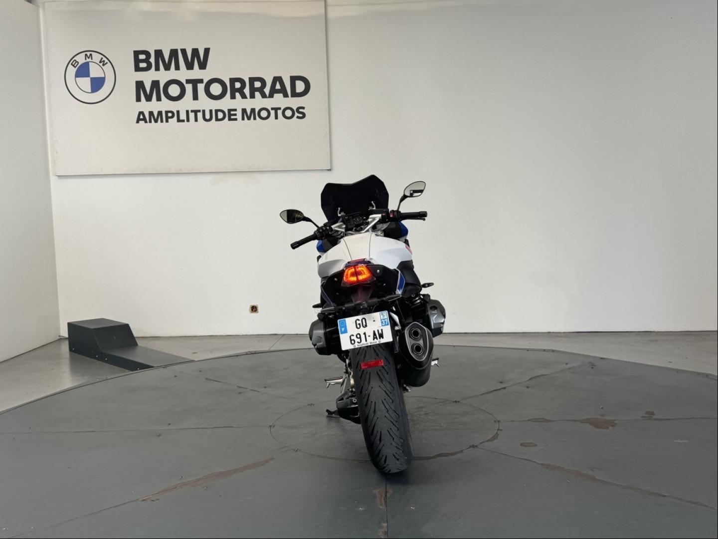 BMW R