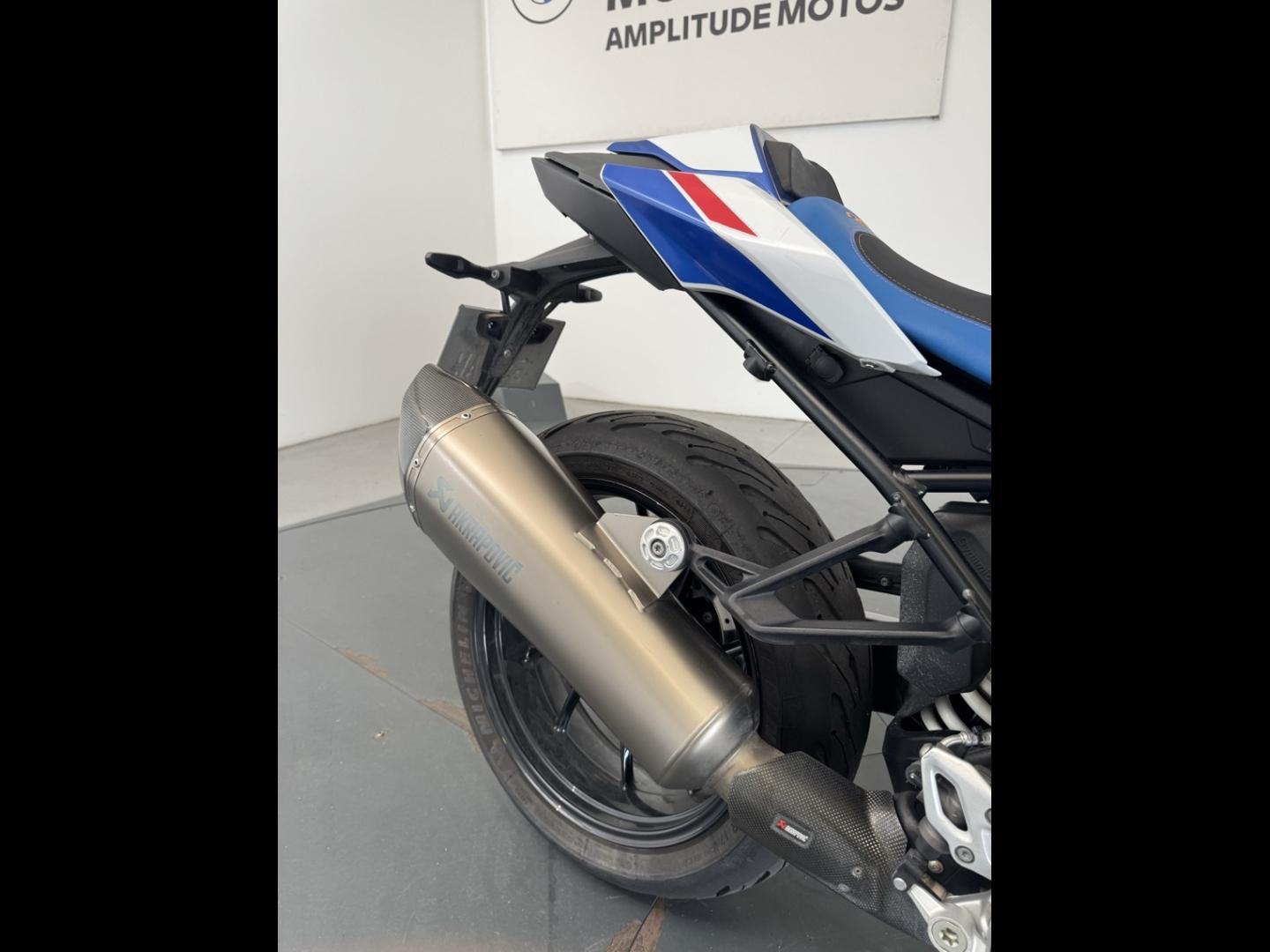 BMW R