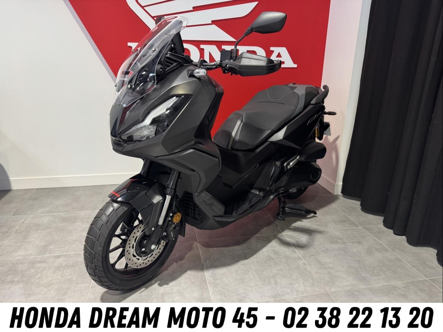 HONDA ADV