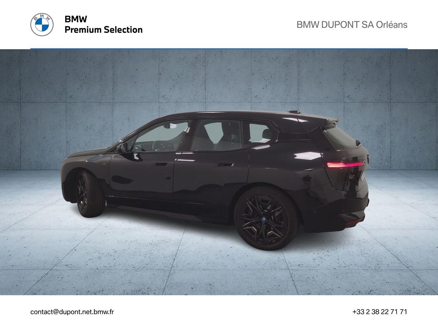 BMW iX