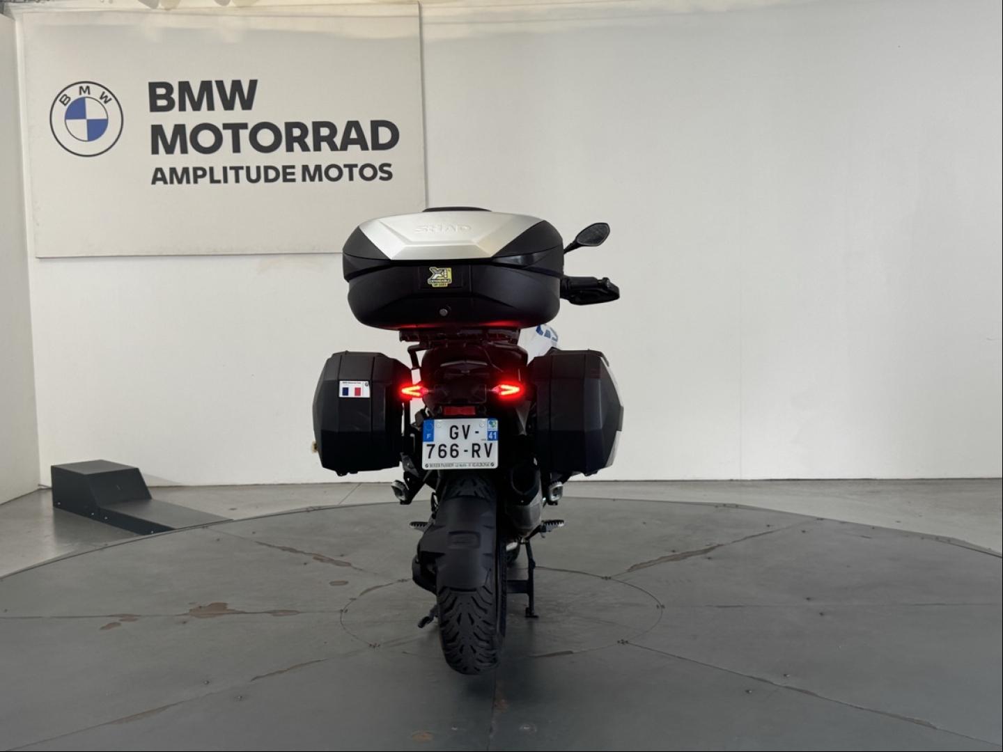 BMW R