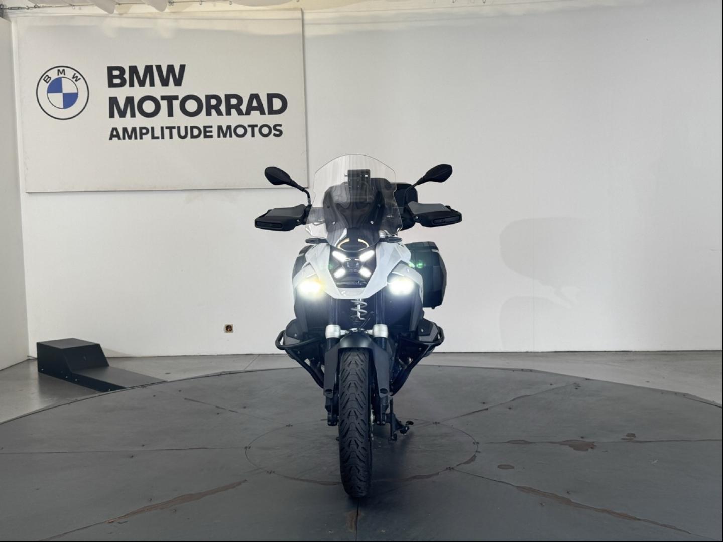 BMW R