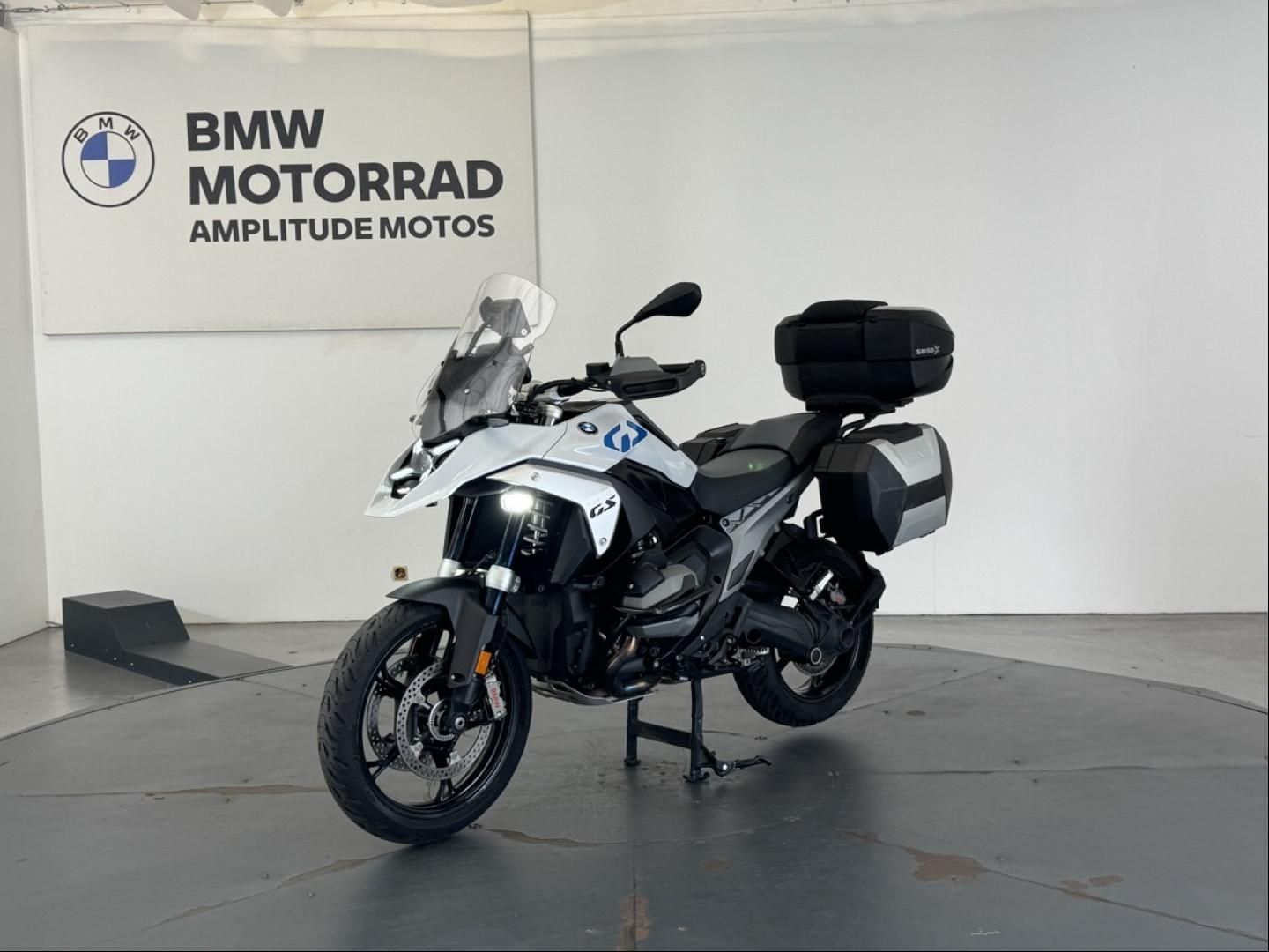 BMW R