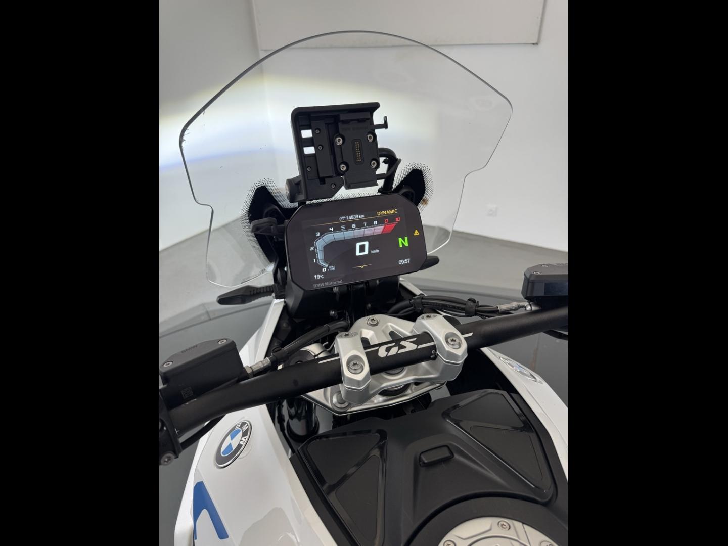 BMW R