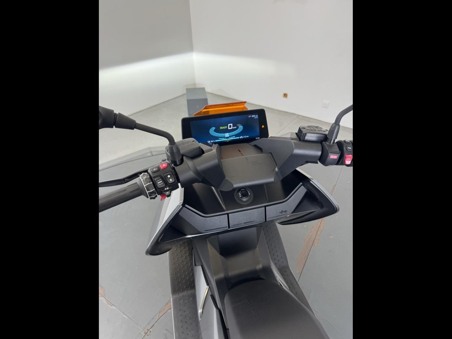 BMW C