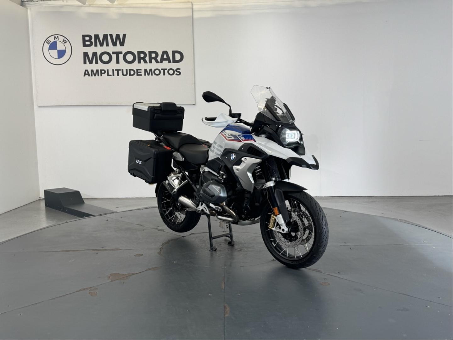 BMW R