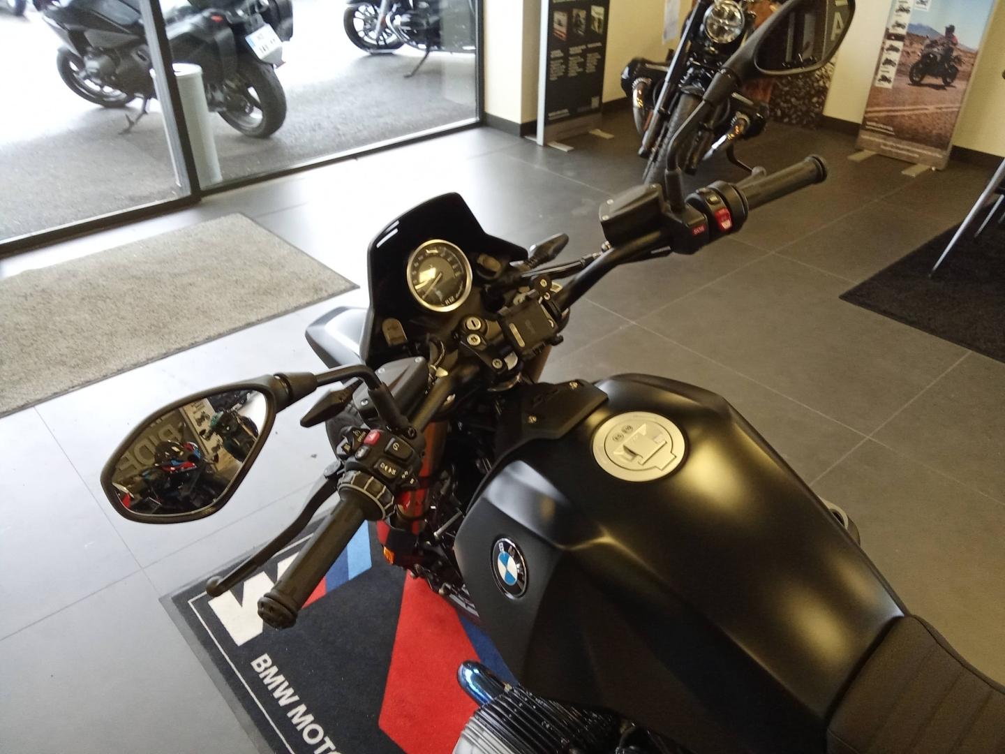 BMW R