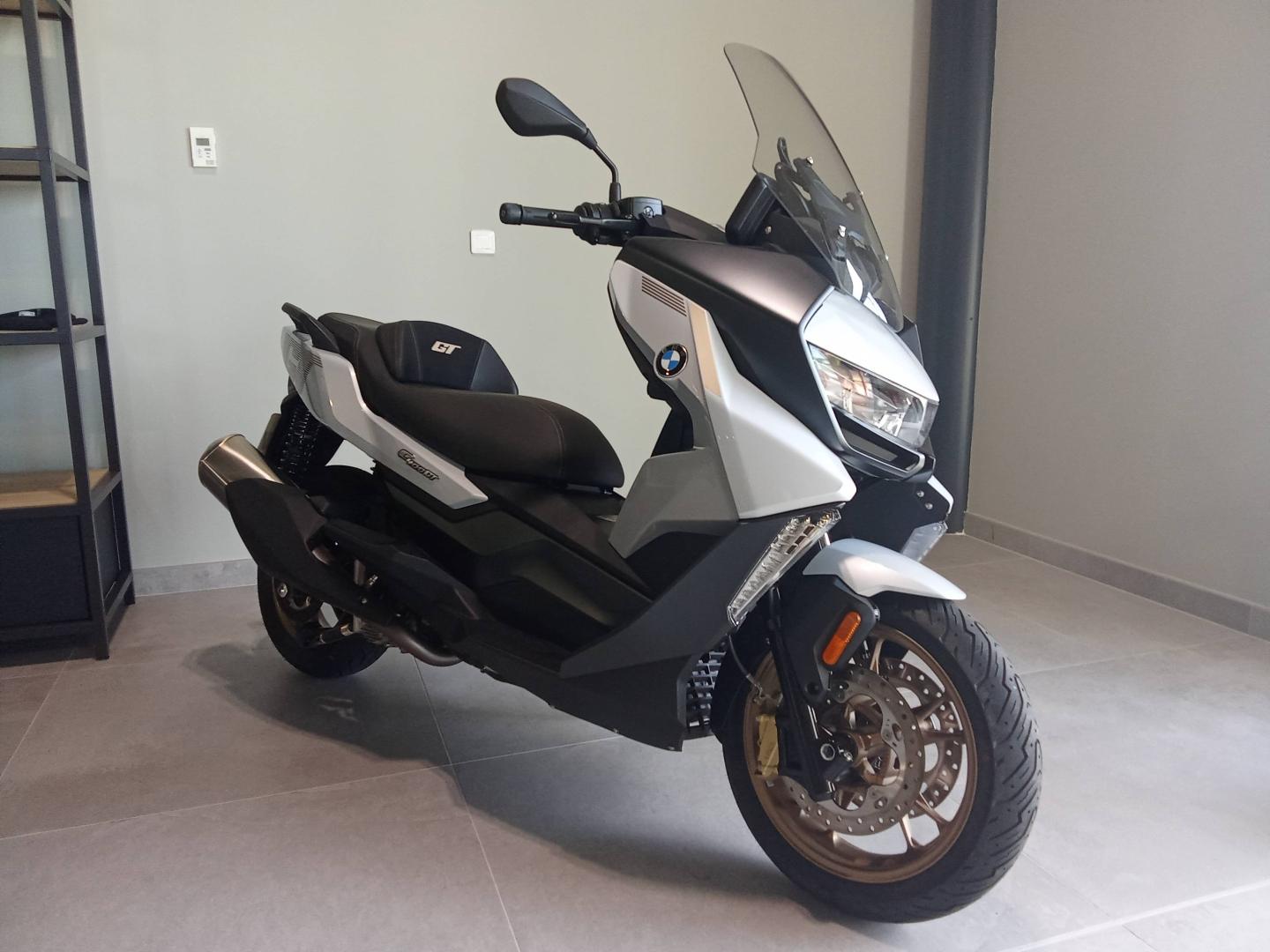 BMW C