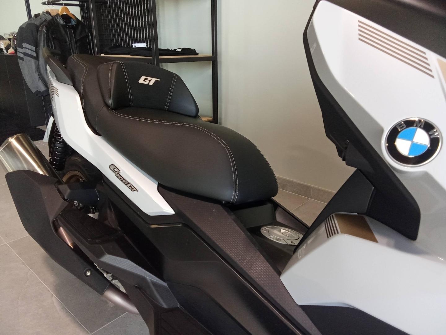 BMW C