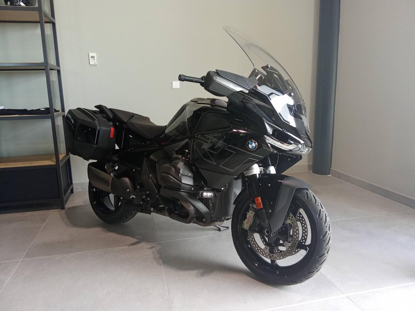 BMW R