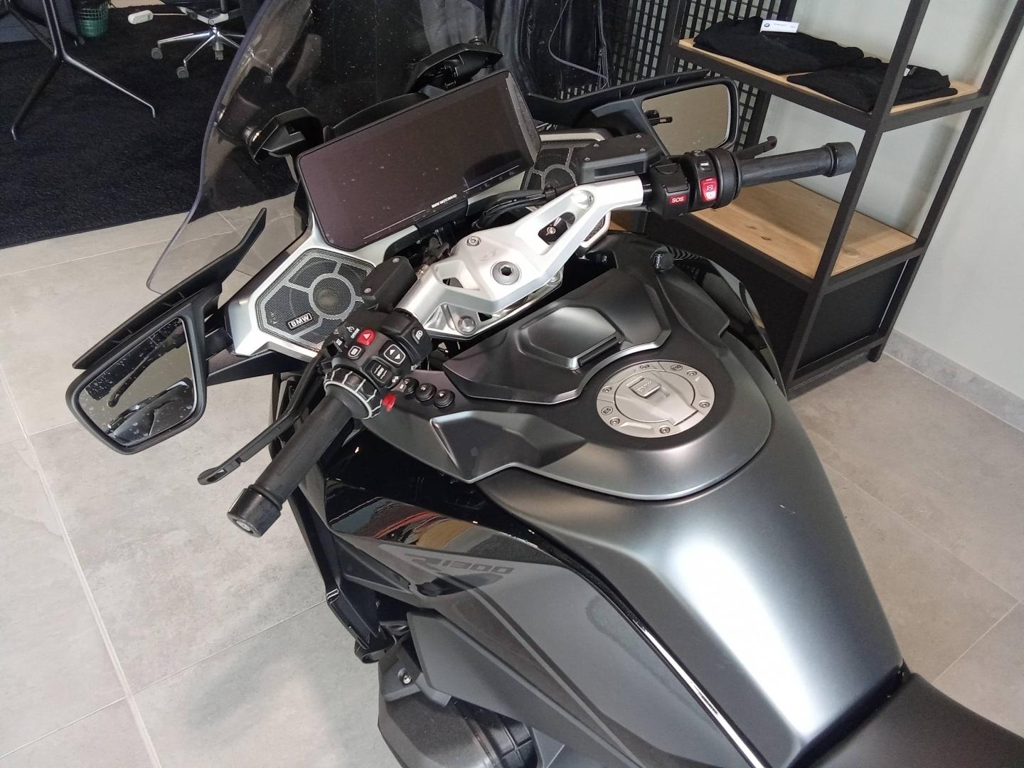 BMW R
