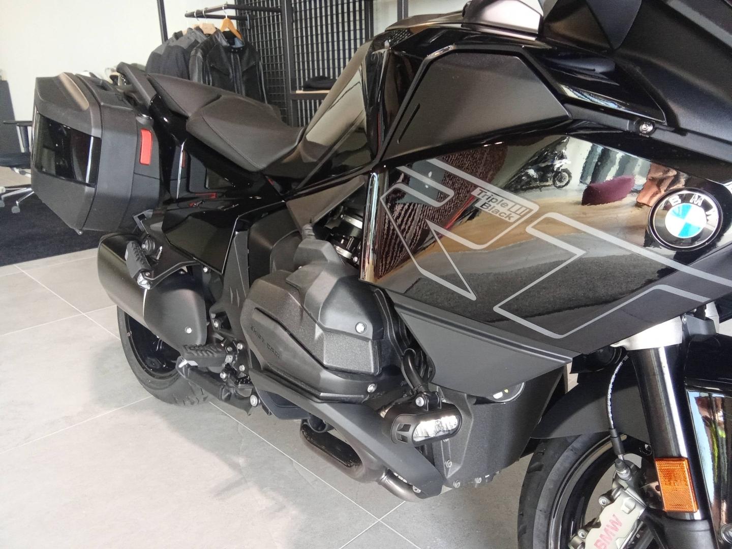 BMW R