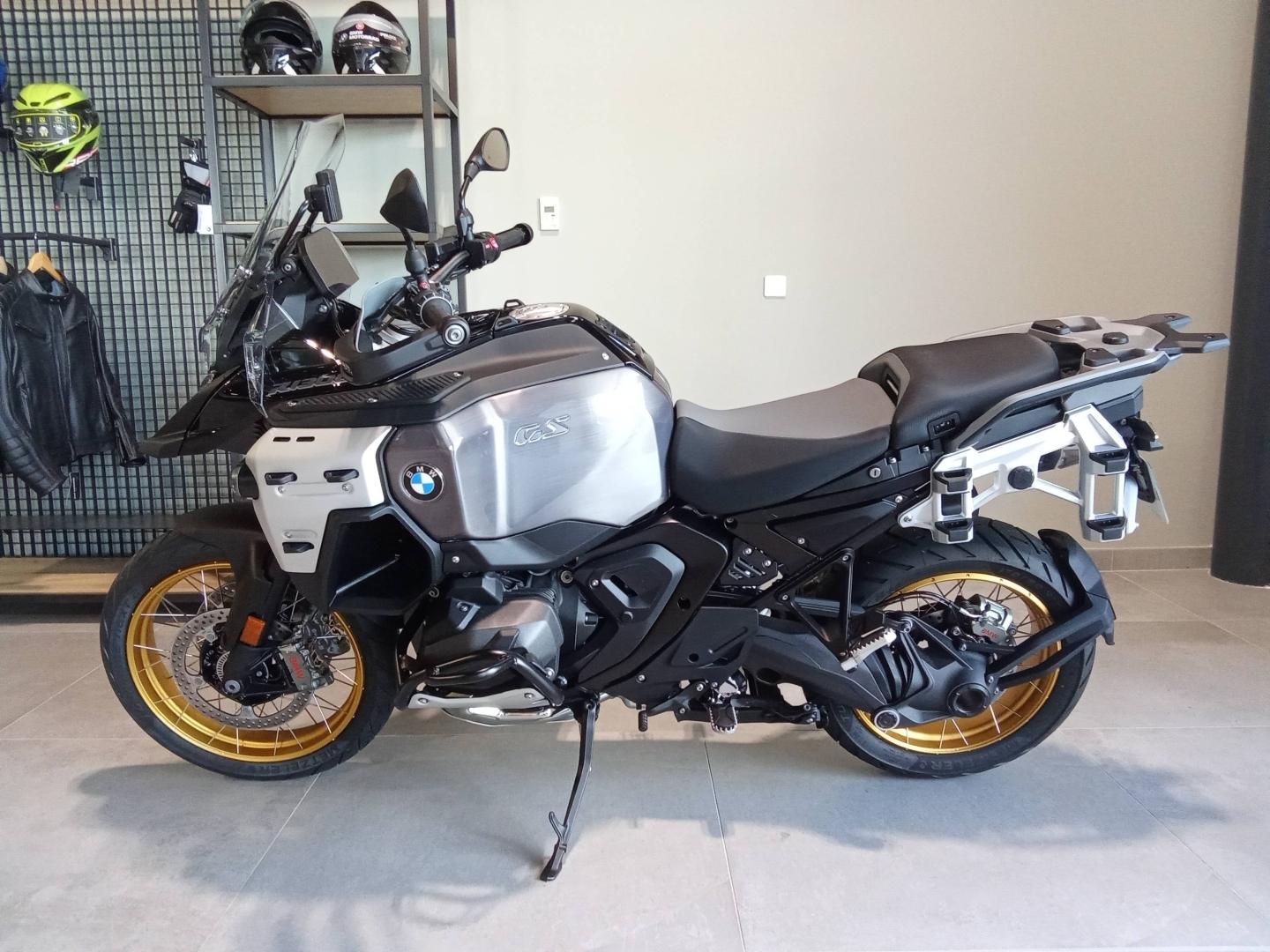 BMW R