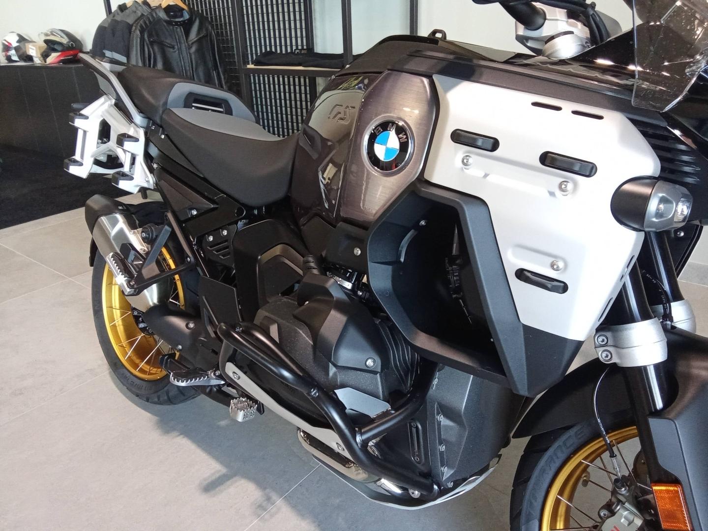 BMW R