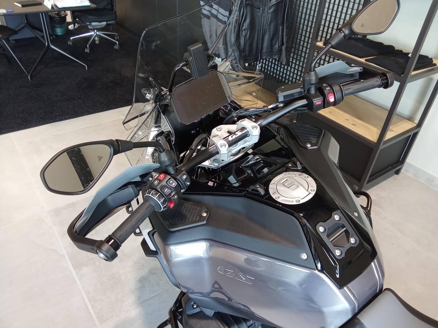 BMW R