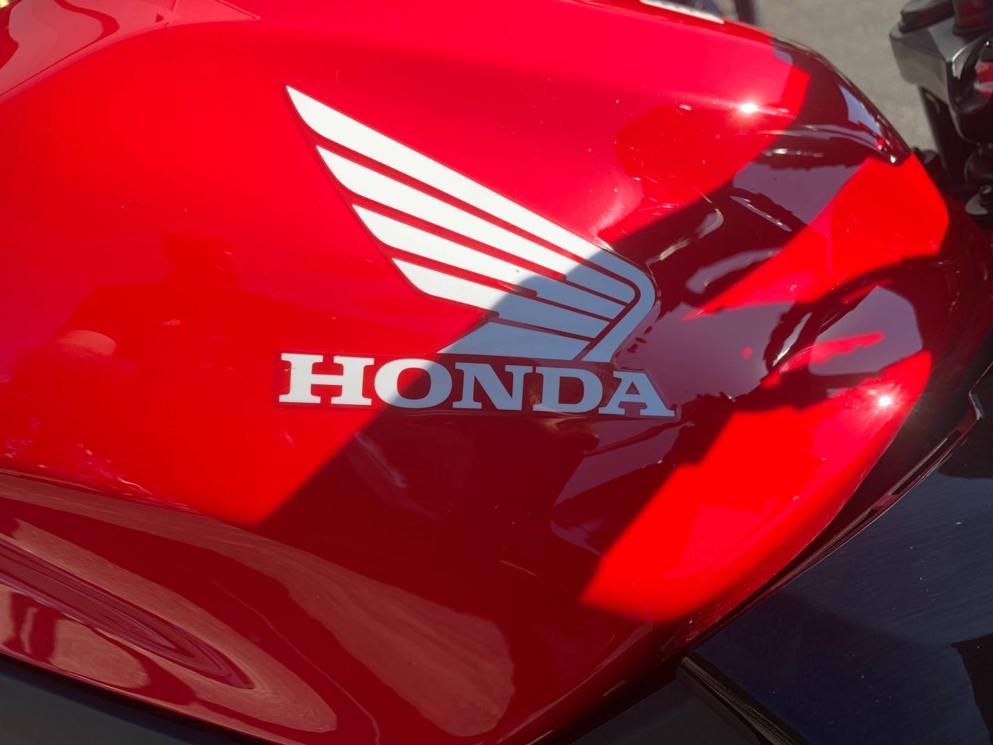 HONDA CB