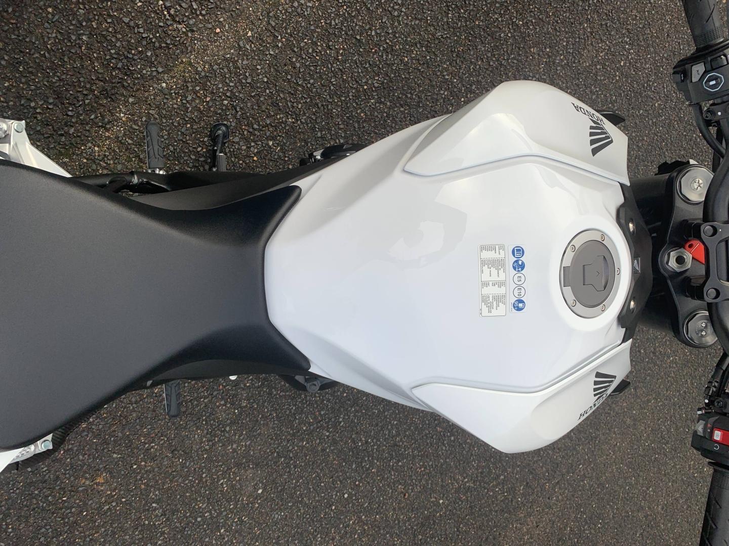 HONDA CB