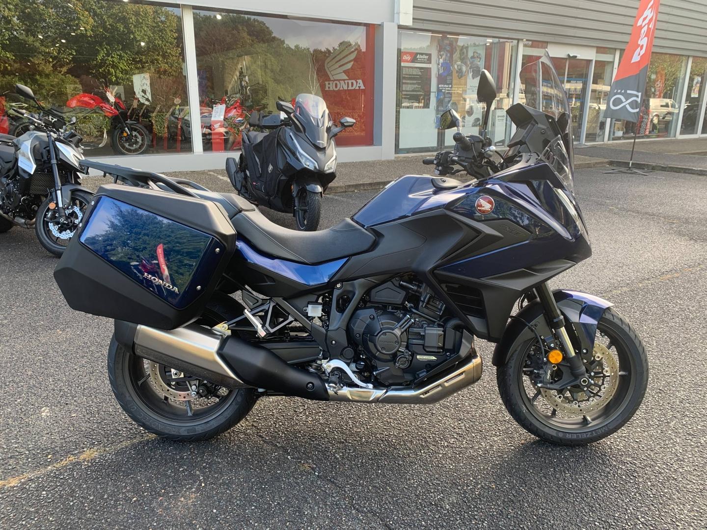 HONDA NT