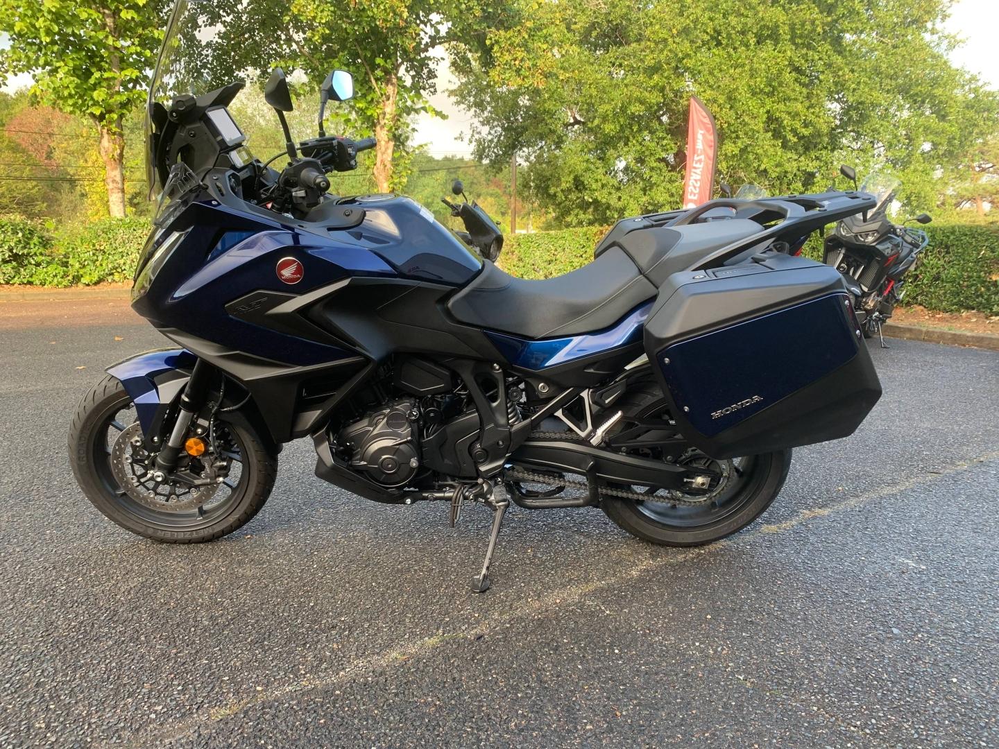 HONDA NT